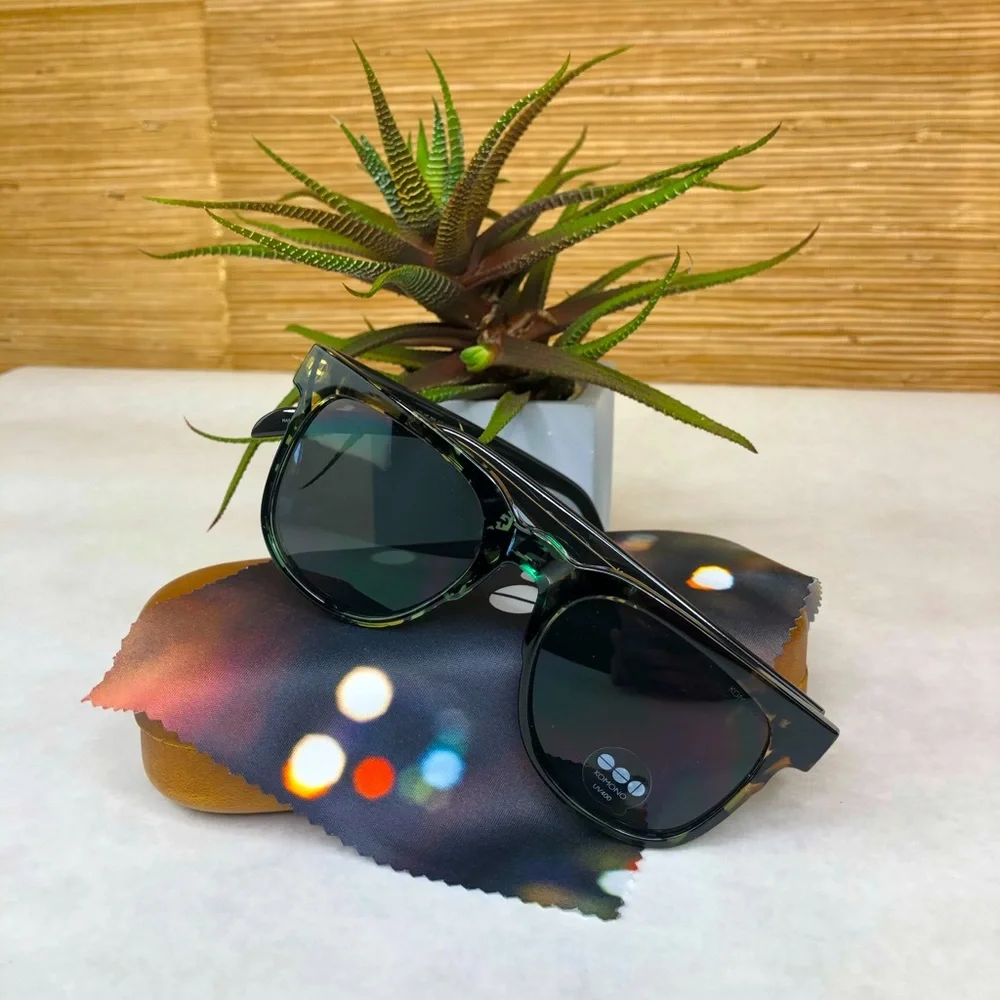 KOMONO Riviera Palms Sunglasses NEW green print UV400